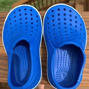 Toddler waterproof shoes.
